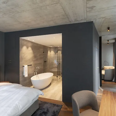 فندق Legend كولونيا