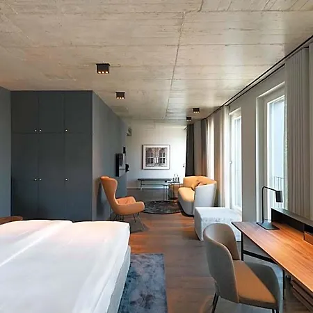 Legend Hotel